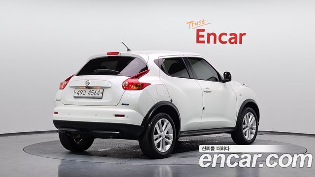 Nissan Juke 1.6 SV F15 2014 — фото 2