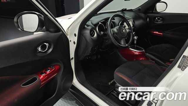 Nissan Juke 1.6 SV F15 2014 — фото 10
