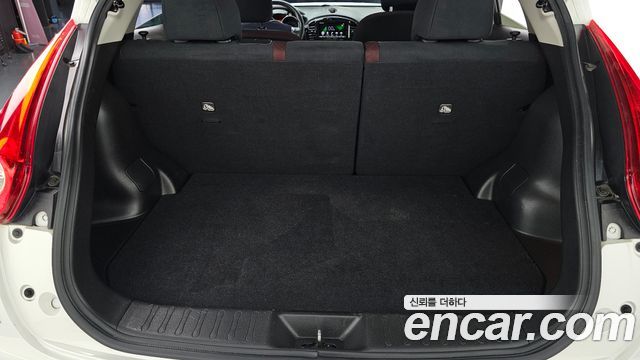 Nissan Juke 1.6 SV F15 2014 — фото 20