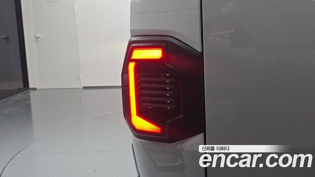 Kia Tasman 2.5T Gasoline 2WD Extreme 2026 — фото 23