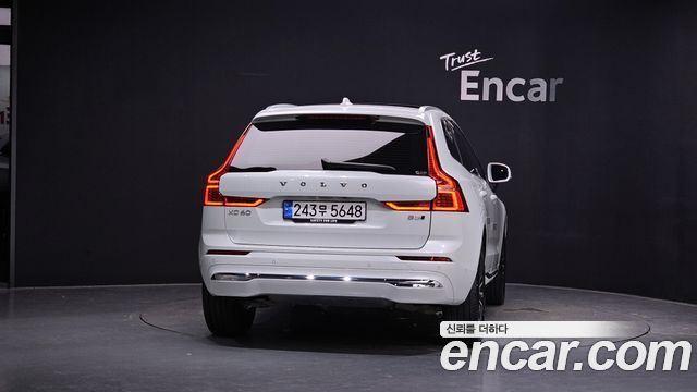 Volvo XC60 (II) B5 Ultra Bright 2025 — фото 4