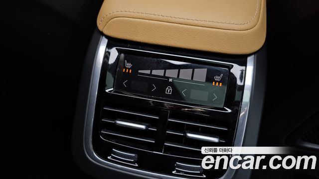 Volvo XC60 (II) B5 Ultra Bright 2025 — фото 27