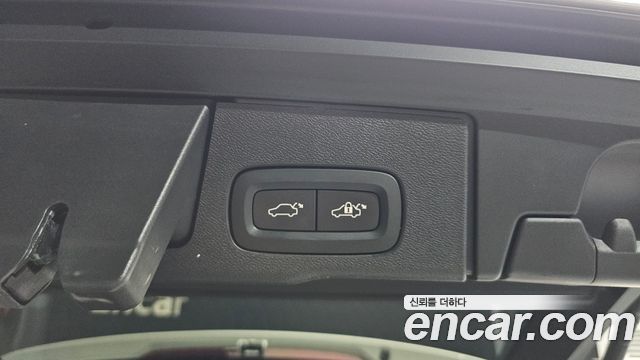 Volvo XC60 (II) B5 Ultra Bright 2025 — фото 35