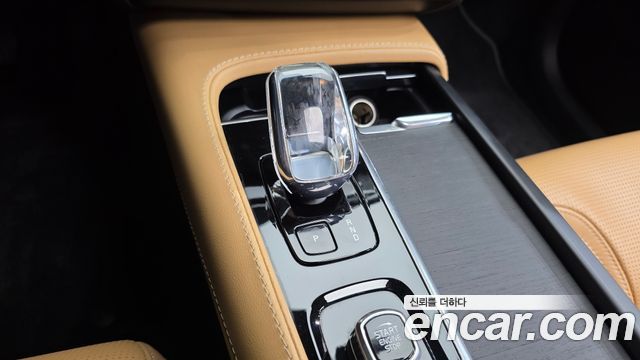 Volvo XC90 (II) B6 Ultimate Bright 2023 — фото 9