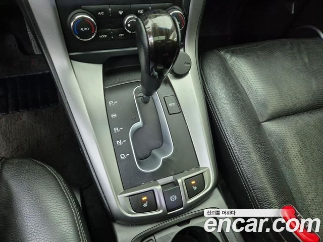 Chevrolet Captiva 4WD LTZ 2013 — фото 8