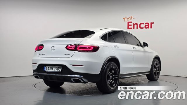 Mercedes-Benz GLC-Class (X253) GLC300 4MATIC Premium Coupe 2020 — фото 2
