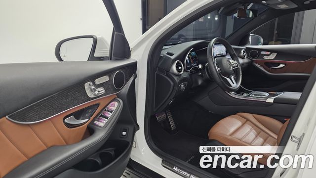 Mercedes-Benz GLC-Class (X253) GLC300 4MATIC Premium Coupe 2020 — фото 10