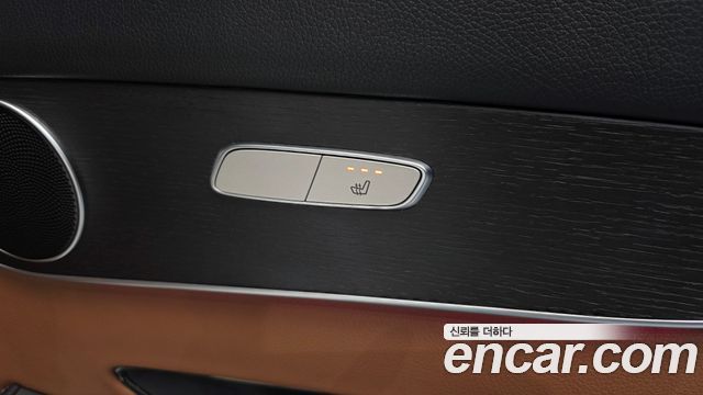 Mercedes-Benz GLC-Class (X253) GLC300 4MATIC Premium Coupe 2020 — фото 18