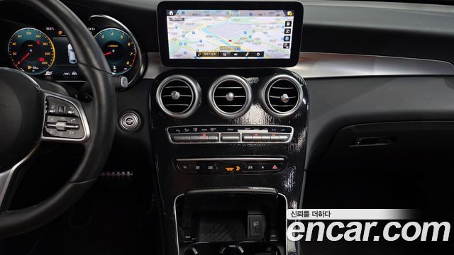 Mercedes-Benz GLC-Class (X253) GLC300 4MATIC Premium Coupe 2020 — фото 29