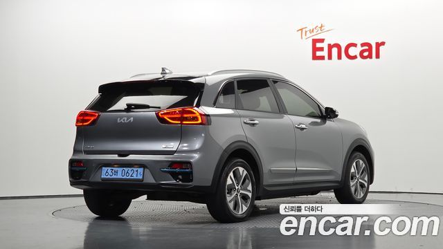 Kia Niro EV Prestige 2022 — фото 2