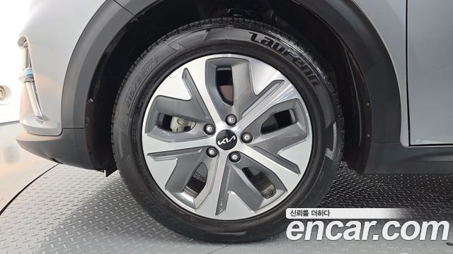 Kia Niro EV Prestige 2022 — фото 5