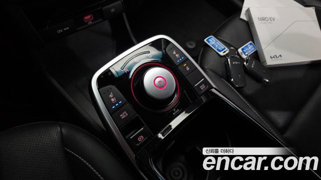 Kia Niro EV Prestige 2022 — фото 9