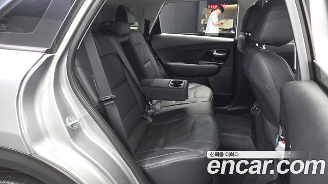 Kia Niro EV Prestige 2022 — фото 12
