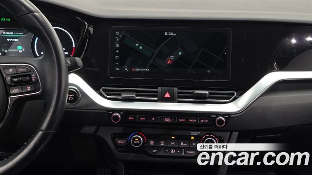 Kia Niro EV Prestige 2022 — фото 14
