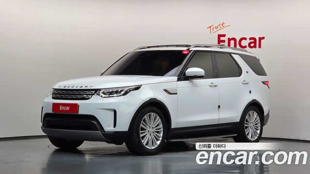 Land Rover Discovery 5 3.0 TD6 HSE Luxury 2018 — фото 1