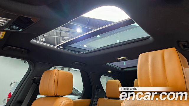 Land Rover Discovery 5 3.0 TD6 HSE Luxury 2018 — фото 17