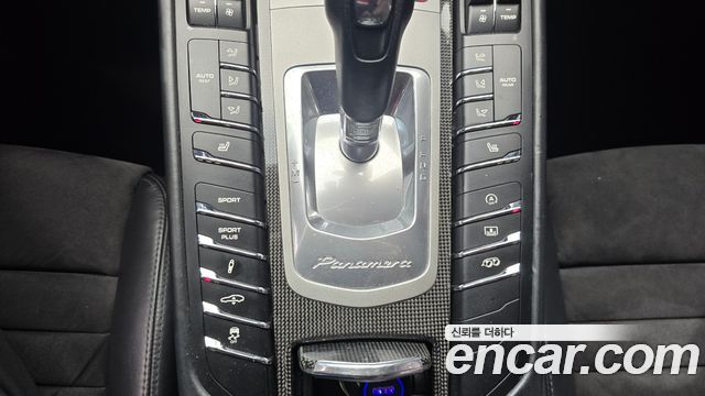 Porsche Panamera 4.8 GTS 970 2014 — фото 16