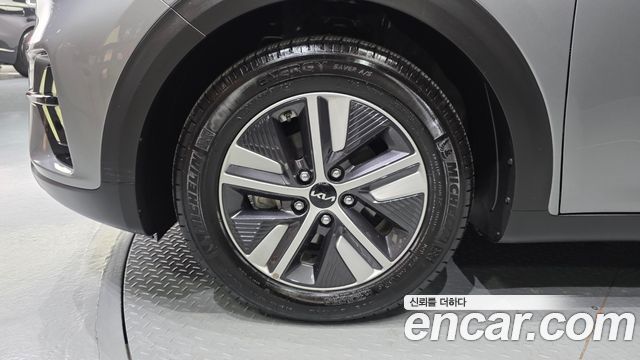 Kia Niro 1.6 HEV Prestige 2022 — фото 5