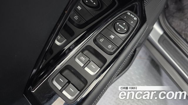 Kia Niro 1.6 HEV Prestige 2022 — фото 13
