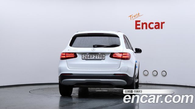 Mercedes-Benz GLC-Class (X253) GLC350e 4MATIC 2019 — фото 4