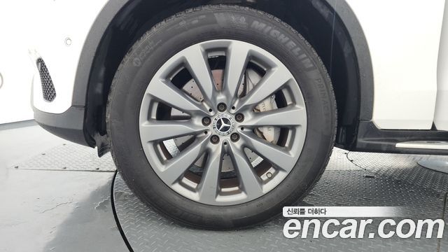 Mercedes-Benz GLC-Class (X253) GLC350e 4MATIC 2019 — фото 5