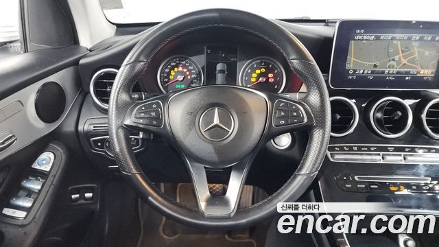 Mercedes-Benz GLC-Class (X253) GLC350e 4MATIC 2019 — фото 13