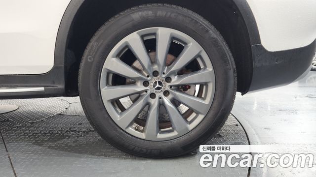 Mercedes-Benz GLC-Class (X253) GLC350e 4MATIC 2019 — фото 21