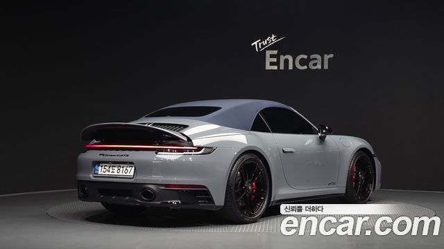 Porsche 911 (992) Carrera 4 GTS Cabriolet 2023 — фото 2