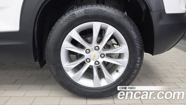 Chevrolet Trailblazer 1.3 Turbo 2WD LT 2022 — фото 21
