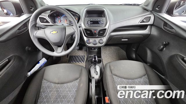 Chevrolet Spark LS Basic 2019 — фото 7