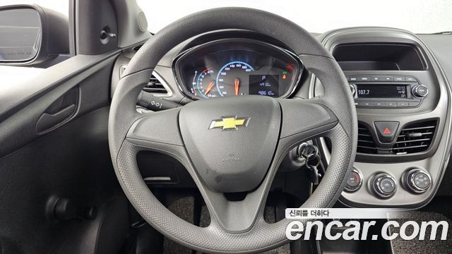 Chevrolet Spark LS Basic 2019 — фото 13