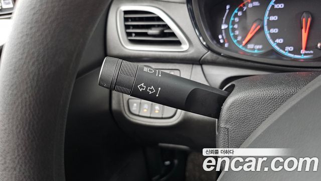 Chevrolet Spark LS Basic 2019 — фото 15