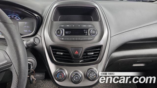 Chevrolet Spark LS Basic 2019 — фото 17