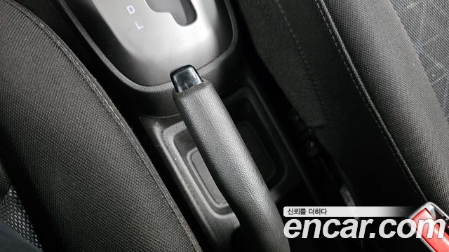 Chevrolet Spark LS Basic 2019 — фото 29
