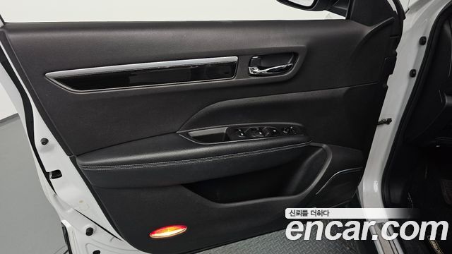 Renault Korea QM6 Diesel 4WD RE Signature 2017 — фото 24