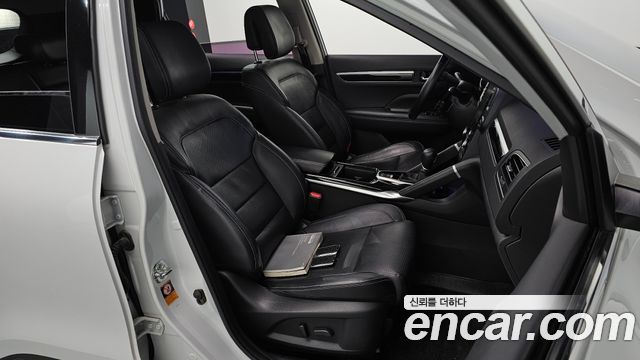 Renault Korea QM6 Diesel 4WD RE Signature 2017 — фото 26