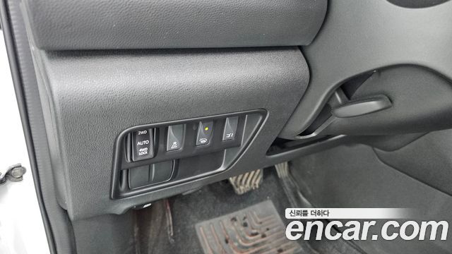 Renault Korea QM6 Diesel 4WD RE Signature 2017 — фото 32