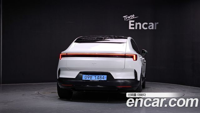 Polestar 4 Long Range Duel Moter 2025 — фото 4