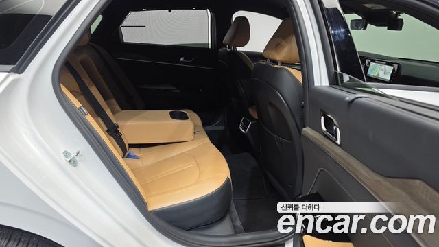Kia K5 (III) 2.0 Noblesse 2023 — фото 12
