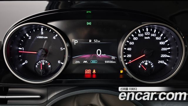 Kia Carnival (IV) Diesel 9-Seater Prestige 2023 — фото 8