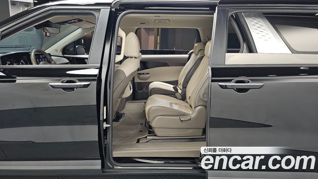 Kia Carnival (IV) Diesel 9-Seater Prestige 2023 — фото 12