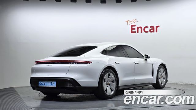 Porsche Taycan Base 2022 — фото 2
