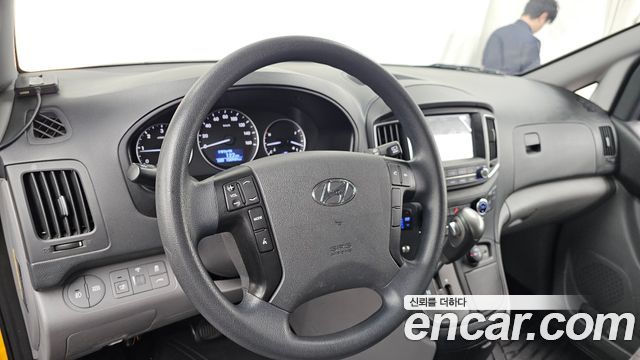 Hyundai Grand Starex 4WD School Bus 2020 — фото 13