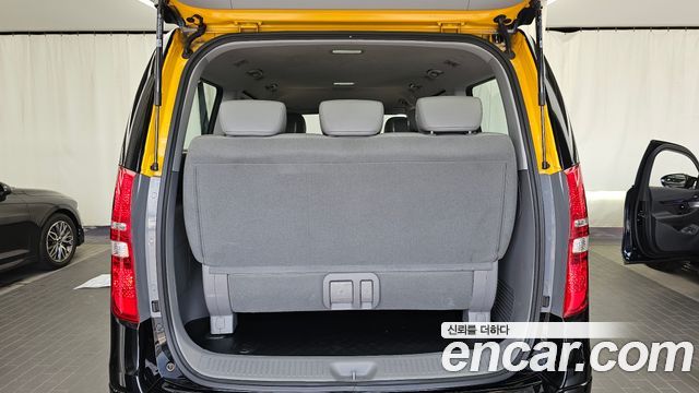 Hyundai Grand Starex 4WD School Bus 2020 — фото 20