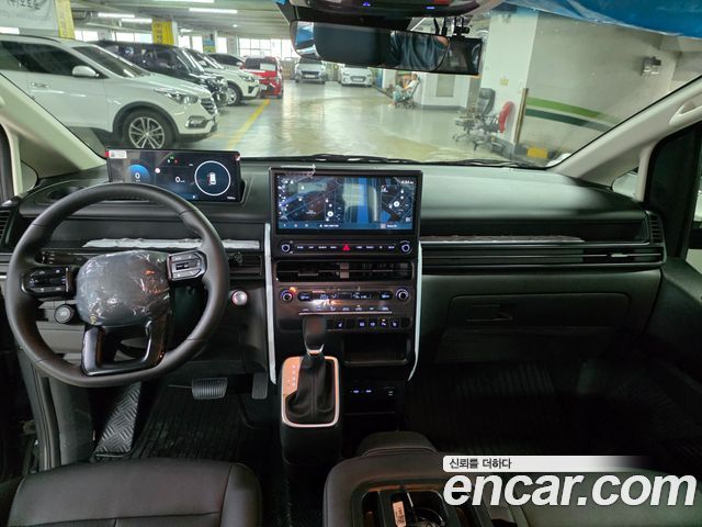 Hyundai Staria L3.5 Tourer 11-Seater Modern 2026 — фото 7