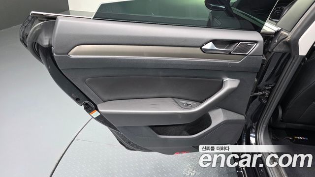 Volkswagen Arteon 2.0 TDI Prestige 2019 — фото 25
