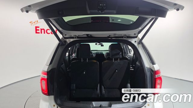 Ford Explorer 3.5 Limited 4WD 5th 2014 — фото 17
