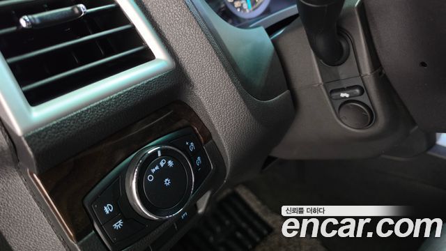 Ford Explorer 3.5 Limited 4WD 5th 2014 — фото 19