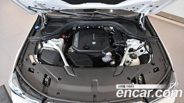 BMW 6 Series GT (G32) 620d xDrive M Sport 2022 — фото 6