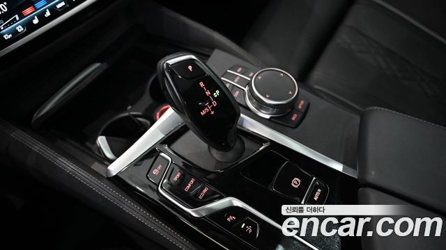 BMW 6 Series GT (G32) 620d xDrive M Sport 2022 — фото 15